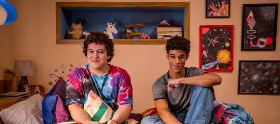 “15 Dias” é um filme de esperança, amor e diversidade em um ano desafiador para a comunidade LGBTQIAPN+