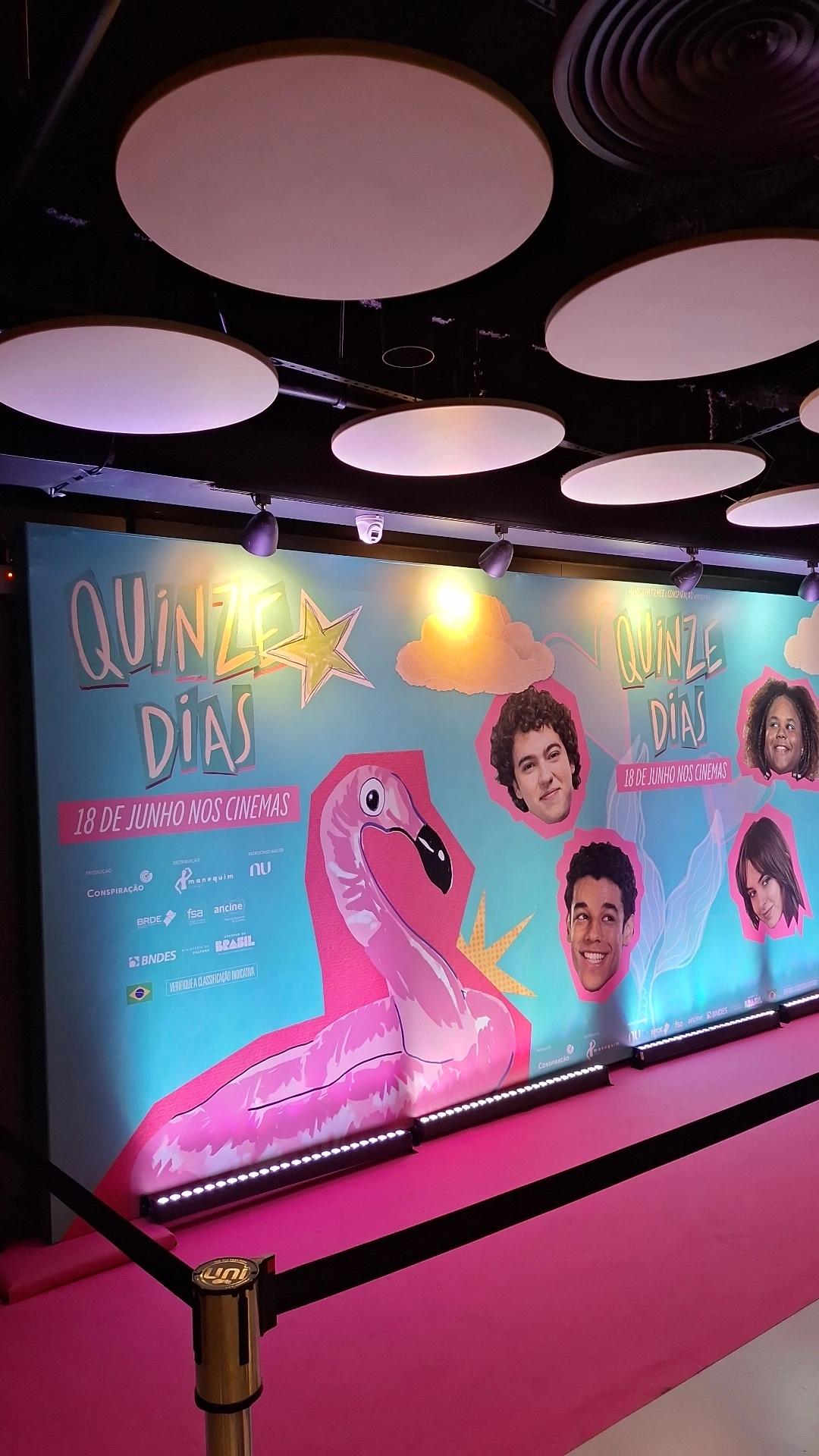 “Quinze Dias” ganha pré-estreias especiais de Dia dos Namorades em 18 cidades brasileiras
