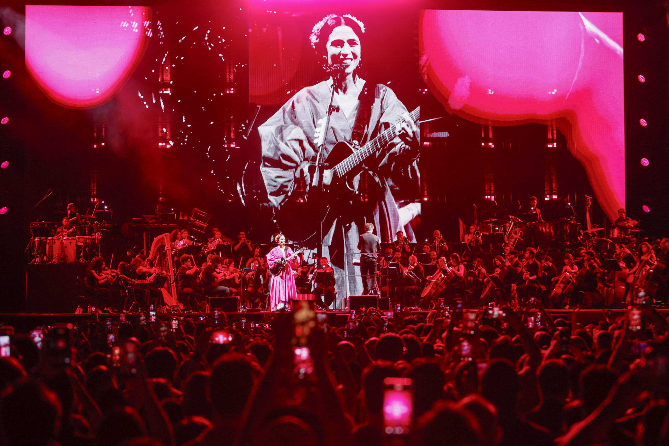 Marisa Monte anuncia show de despedida da turnê “Phonica” em São Paulo