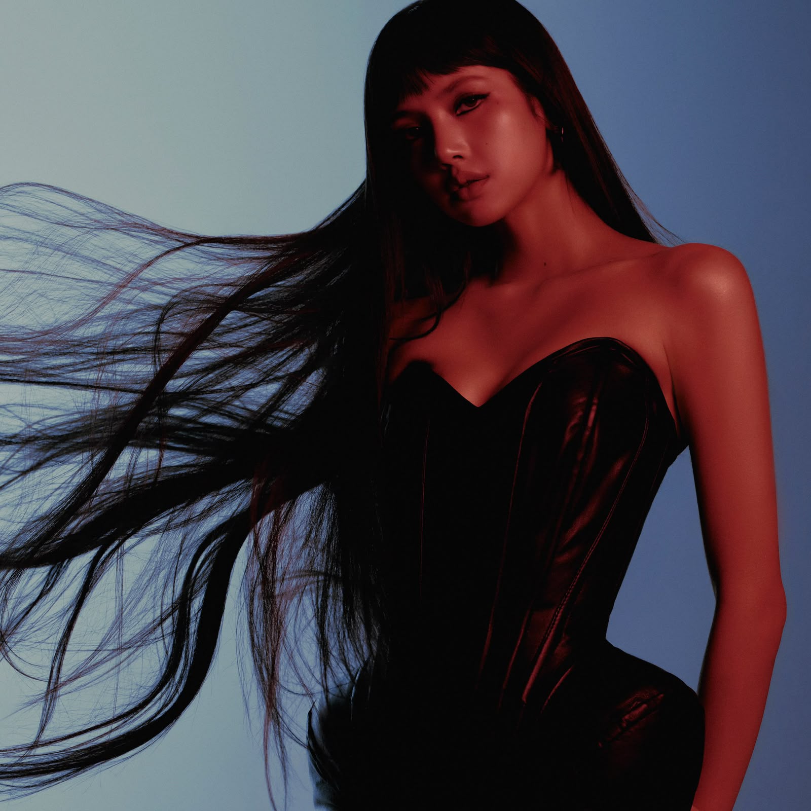 LISA anuncia novo EP “PRESS PLAY” e prepara fãs para nova era