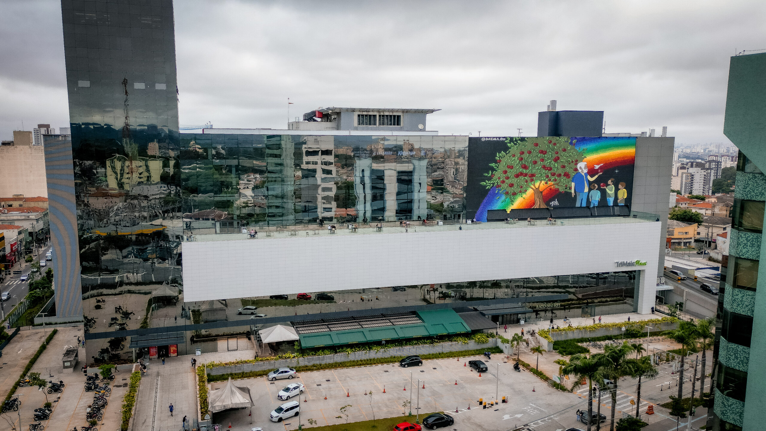 TriMais Places recebe Rockmaster Party com DJ Hum e discotecagem 100% em vinil