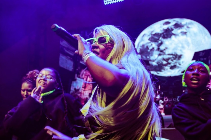 Negra Flow leva rap e representatividade a dois festivais em Brasília